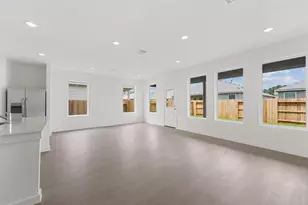 10351 Woodhill Spa Ln, Cleveland, TX 77327 - Photo 11