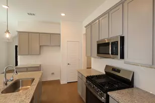 10231 Burton Path, Montgomery, TX 77316 - Photo 3