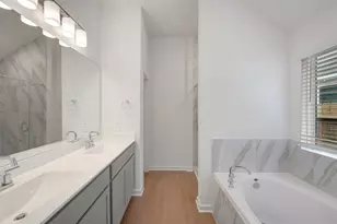 10231 Burton Path, Montgomery, TX 77316 - Photo 9