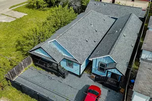 3015 Florida St, Houston, TX 77026 - Photo 5