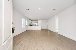1615 Windrose Bnd, Angleton, TX 77515 - Photo 5
