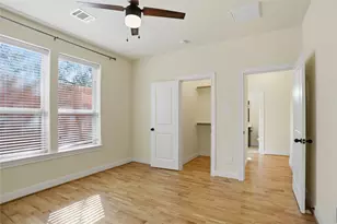 11017 Upland Forest Dr, Houston, TX 77043 - Photo 13