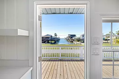 3903 2nd Street, Galveston, TX 77554 - Photo 7