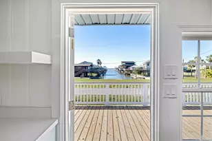 3903 2nd St, Galveston, TX 77554 - Photo 7