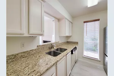 4225 Purdue Street #C, Houston, TX 77005 - Photo 11