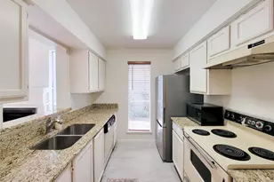 4225 Purdue St, Houston, TX 77005 - Photo 9