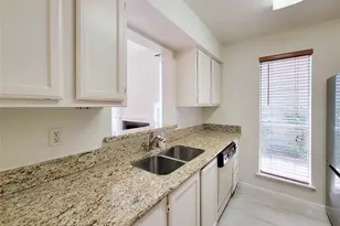 4225 Purdue St, Houston, TX 77005 - Photo 11