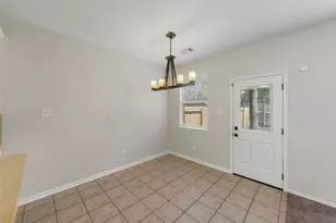157 E Summerhaze Circle, The Woodlands, TX 77382 - Photo 11