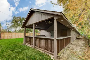 7118 Karen St, Houston, TX 77076 - Photo 15