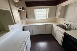 8939 Intervale St, Houston, TX 77075 - Photo 5