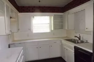 8939 Intervale St, Houston, TX 77075 - Photo 5