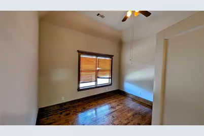 702 Paschall Street #B, Houston, TX 77009 - Photo 11