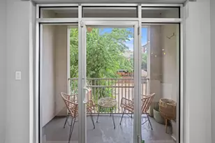 207 Pierce St, Houston, TX 77002 - Photo 11