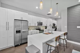 207 Pierce St, Houston, TX 77002 - Photo 5