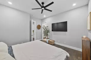 207 Pierce St, Houston, TX 77002 - Photo 9