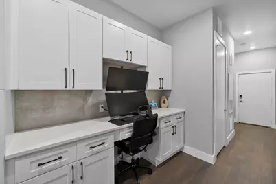 207 Pierce Street #209, Houston, TX 77002 - Photo 7