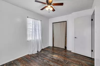 286 Ling Street, Bayou Vista, TX 77563 - Photo 17