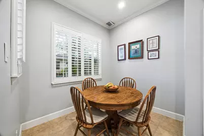 2402 Clippers Square, Houston, TX 77058 - Photo 11
