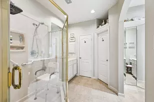 2402 Clippers Square, Houston, TX 77058 - Photo 17