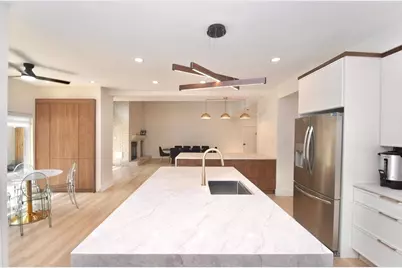 11806 Braesridge Drive, Houston, TX 77071 - Photo 9