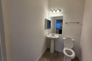 6114 Lacey Oak Dr, Hitchcock, TX 77563 - Photo 7