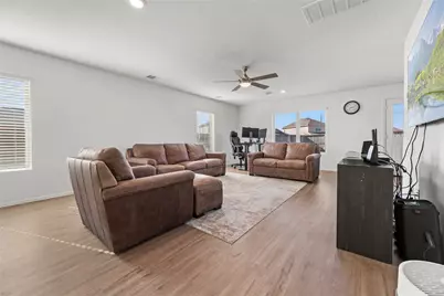 7303 Clover Chase Drive, Katy, TX 77493 - Photo 3