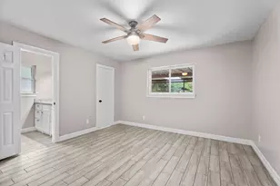 703 Barbara St, Tomball, TX 77375 - Photo 19