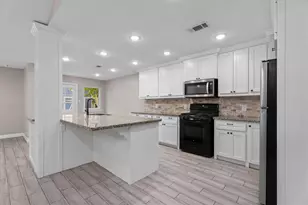 703 Barbara St, Tomball, TX 77375 - Photo 21