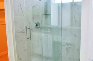 2127 Woodland Springs St, Houston, TX 77077 - Photo 9