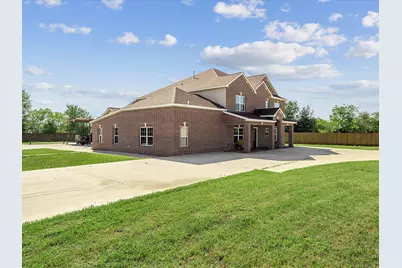 886 Zilss Road, La Grange, TX 78945 - Photo 5