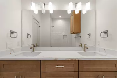 4012 Buffalo Moon Drive, Houston, TX 77045 - Photo 15
