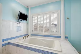 2120 Potomac Dr, Houston, TX 77057 - Photo 25