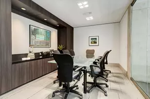 1901 Post Oak Blvd, Houston, TX 77056 - Photo 31