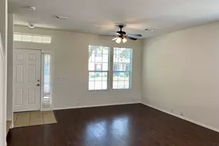 29726 Sullivan Oaks Dr, Spring, TX 77386 - Photo 5