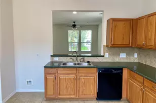 29726 Sullivan Oaks Dr, Spring, TX 77386 - Photo 7