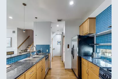 5219 Kiam Street #F, Houston, TX 77007 - Photo 9