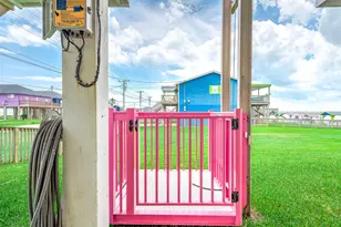 1197 County Rd 230, Sargent, TX 77414 - Photo 3