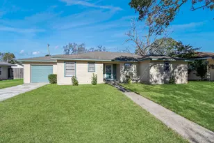 102 Live Oak Ave, Baytown, TX 77520 - Photo 7