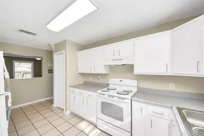 102 Live Oak Avenue, Baytown, TX 77520 - Photo 33