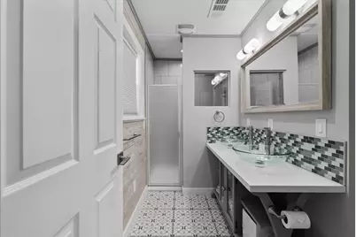 6931 West Holiday Street, Hitchcock, TX 77563 - Photo 23