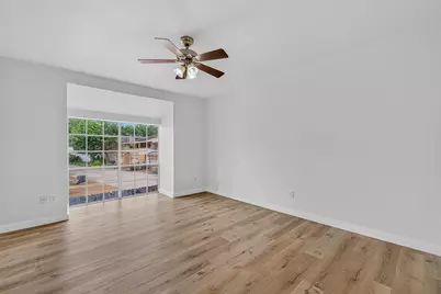 12633 Memorial Drive #216, Houston, TX 77024 - Photo 25