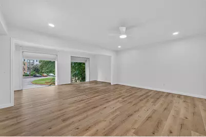 12633 Memorial Drive #216, Houston, TX 77024 - Photo 13