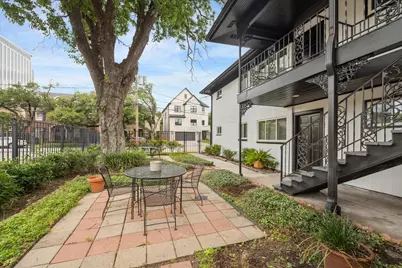 2207 Mimosa Drive #6, Houston, TX 77019 - Photo 5