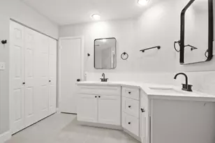 16602 Capewood Dr, Humble, TX 77396 - Photo 13