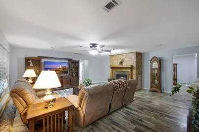 802 Sentinel Oaks, Pinehurst, TX 77362 - Photo 13