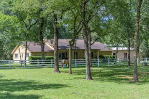 802 Sentinel Oaks, Pinehurst, TX 77362 - Photo 9