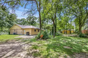 802 Sentinel Oaks, Pinehurst, TX 77362 - Photo 9