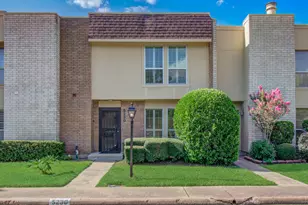 5230 Woodlawn Pl, Bellaire, TX 77401 - Photo 1