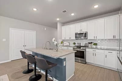 8315 Divot Trace, Fulshear, TX 77441 - Photo 13