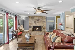 707 Scenic Dr, Baytown, TX 77521 - Photo 17